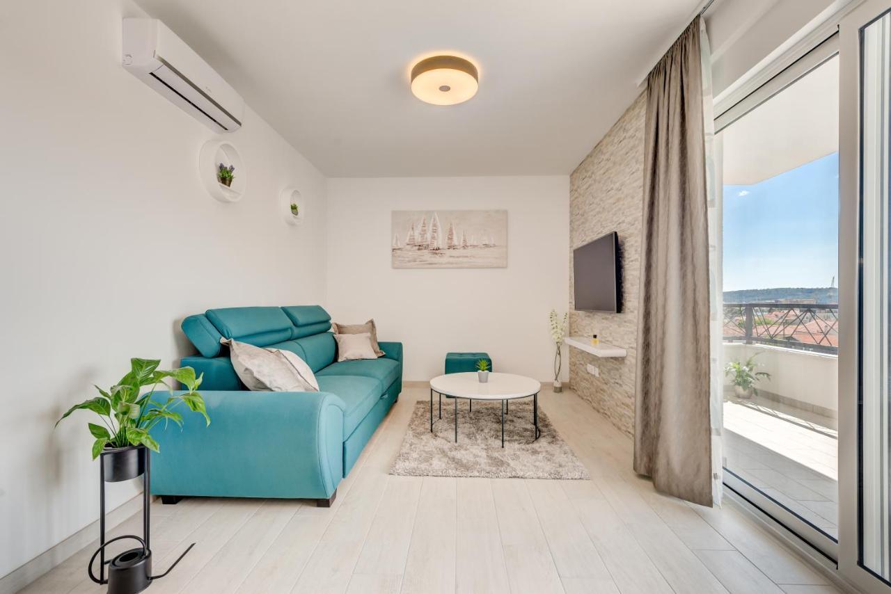 Modern 4* Luxury Apartment In Center Trogir Exterior foto